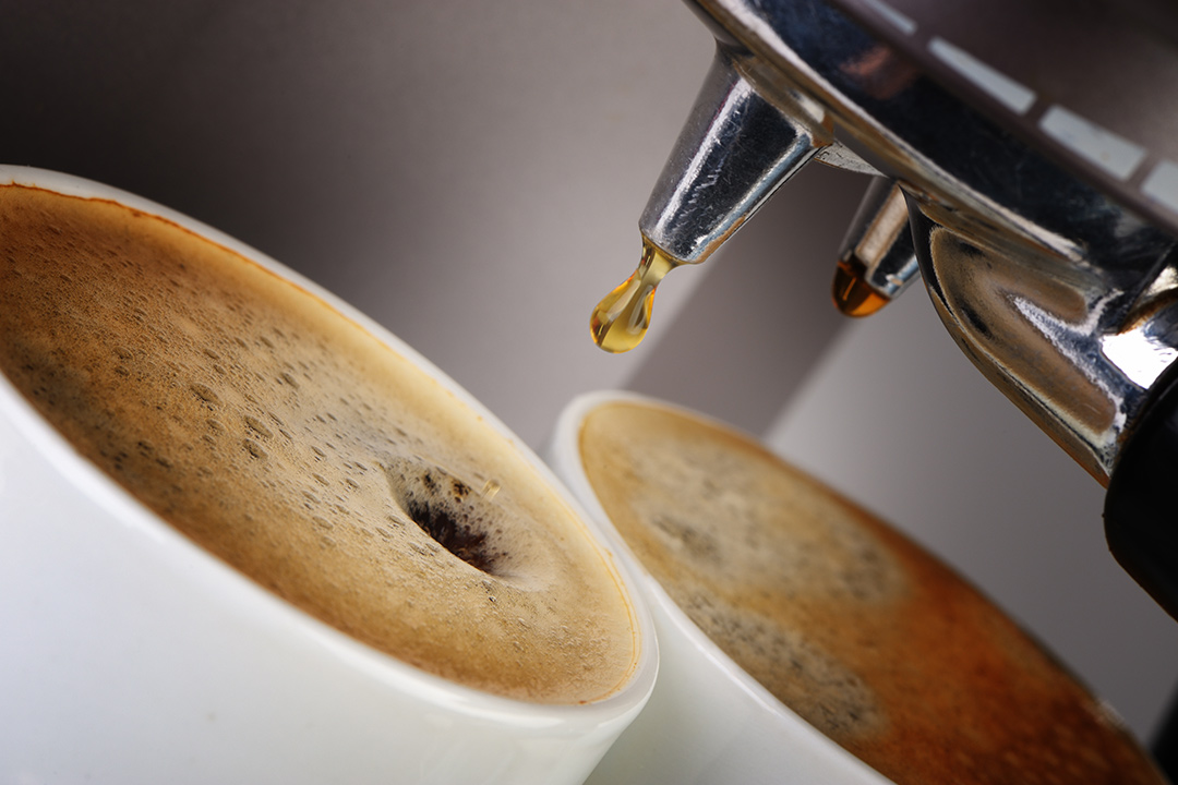 O que é café espresso? Entenda de uma vez por todas as características  desta bebida - Blog Intercoffee